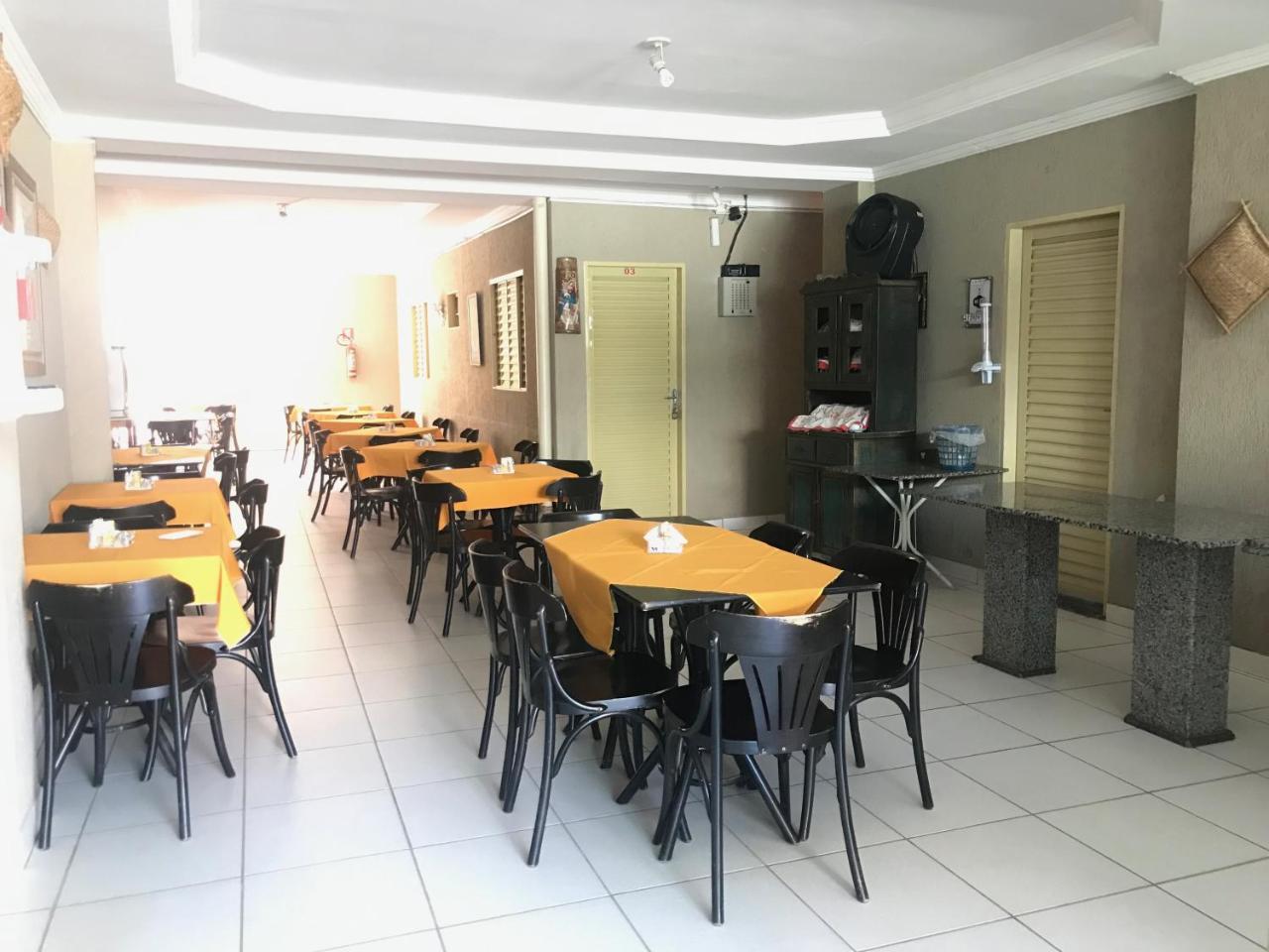 Hotel Santos Reis Trindade  Zewnętrze zdjęcie